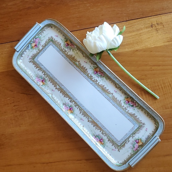 Vintage Ucagoo Ceramics Vanity Set - Picture 3 of 11